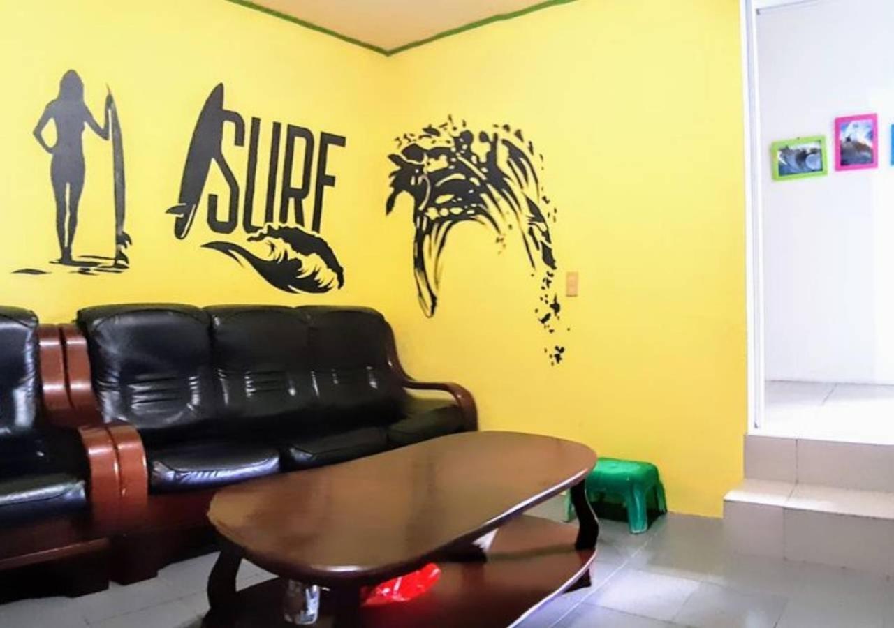 טוצ'נג Wushih Surf Hostel מראה חיצוני תמונה