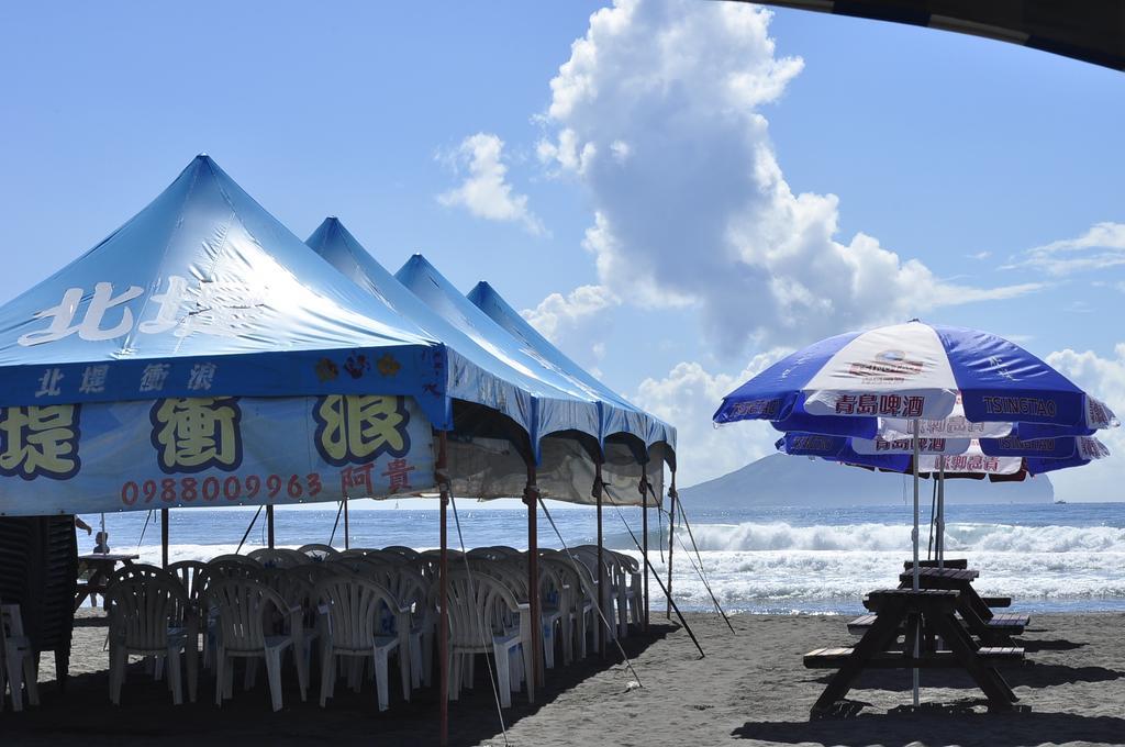 טוצ'נג Wushih Surf Hostel מראה חיצוני תמונה