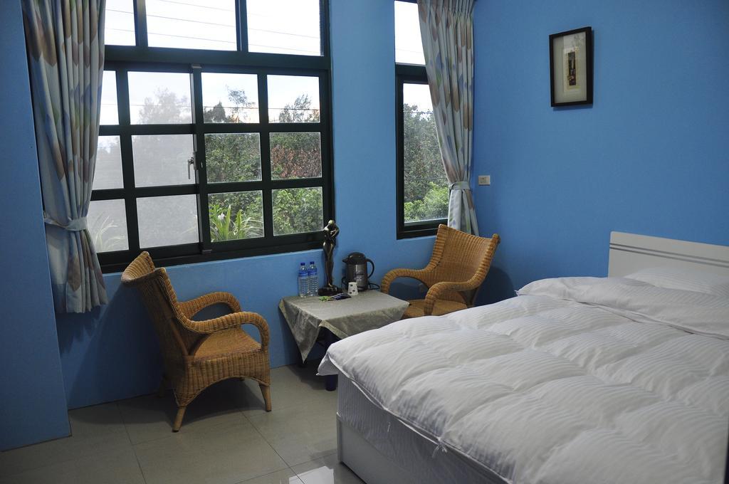 טוצ'נג Wushih Surf Hostel חדר תמונה